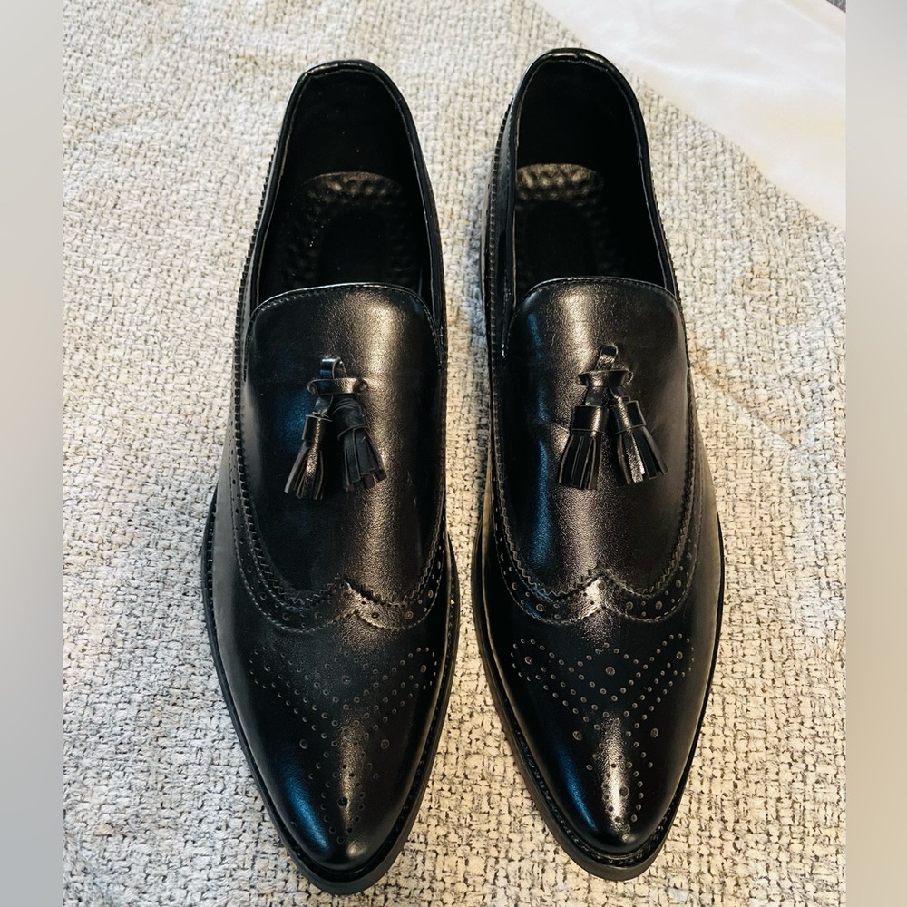 Men’s Dress Shoe, Brand New size 11